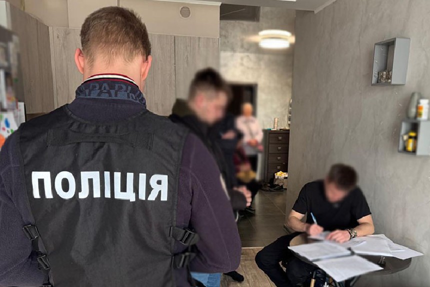 Нацполіція викрила корупційну схему Київзеленбуду