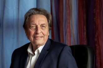 Батько Ілона Маска заявив, що в їхній сімʼї відчувають «певне захоплення» щодо Путіна