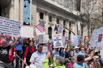 В США пройшли мітинги проти Трампа