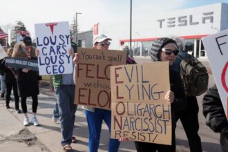 США готуються до наймасштабнішого протесту проти Трампа та Маска.