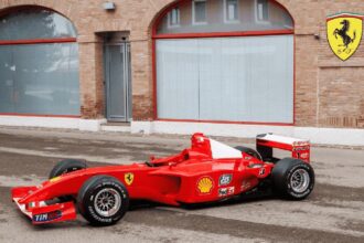 Автомобіль Шумахера став найдорожчим авто Формули-1